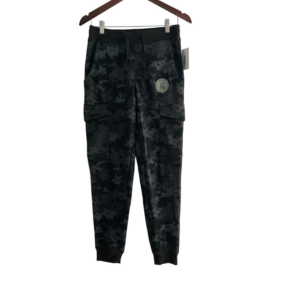 NWT Sonoma Community Freedom 1776 Digial Camo Cargo Joggers Men's Size XS